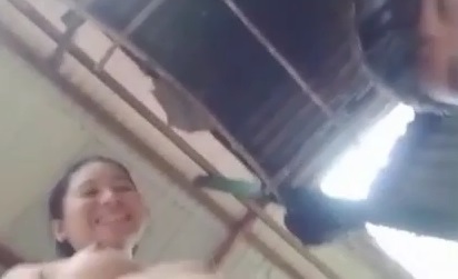 Bokep Indo Sejoli Sange Tak Kenal Tempat