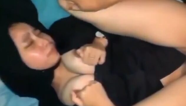 Bokep Mahasiswi Ayam Kampus Ngewek
