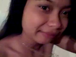 Putri anak pak kades
